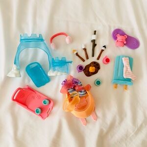 Littlest Pet Shop Arctic Adventure LPS Winter Sled Playset Accessories Toys